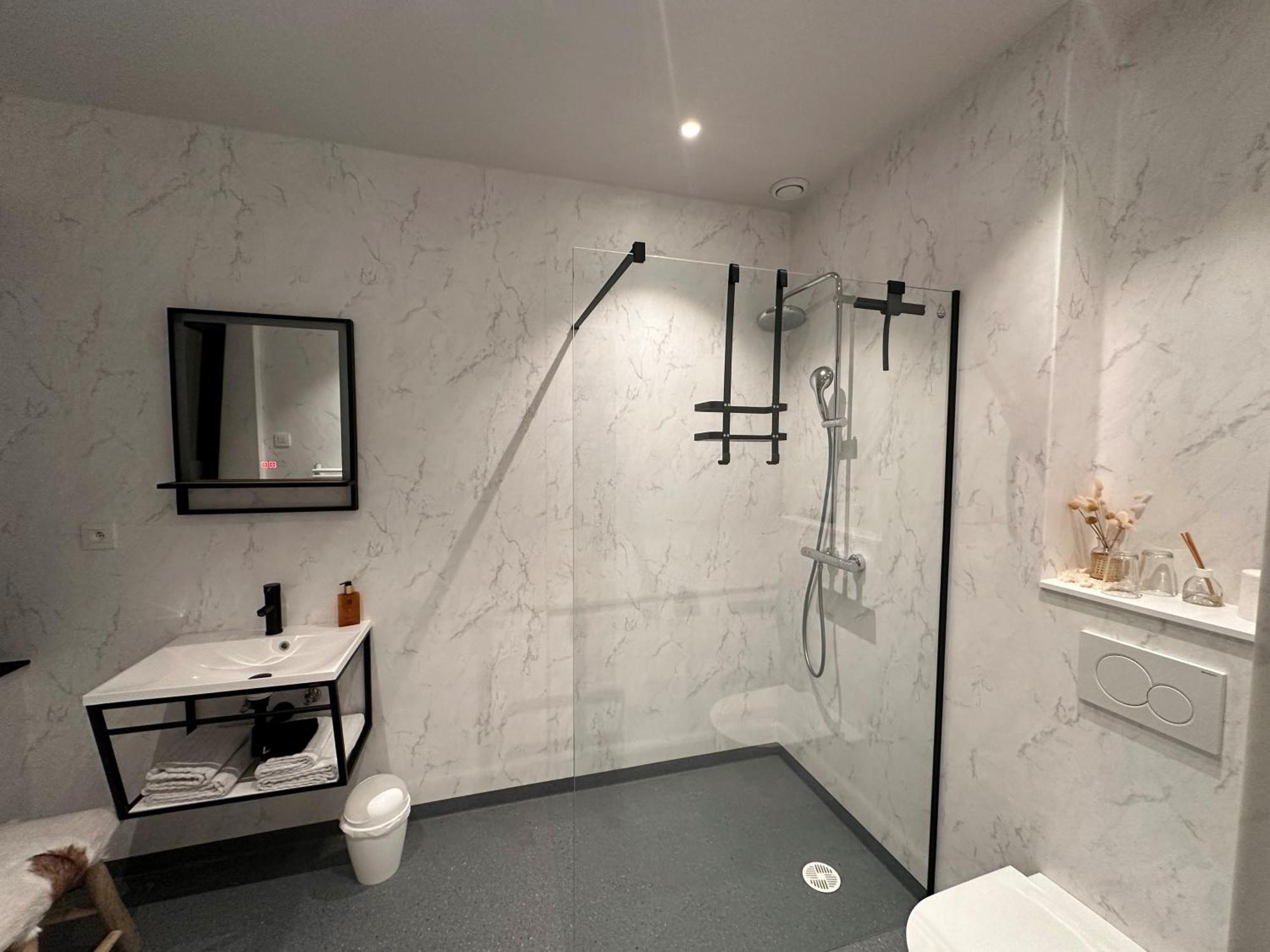 Hotel - B&B Elementum Κόρτρικ Εξωτερικό φωτογραφία